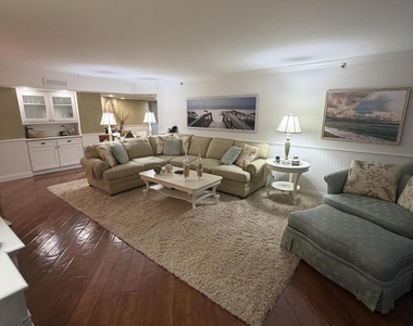 5200 N Ocean Drive - Photo Thumbnail 8