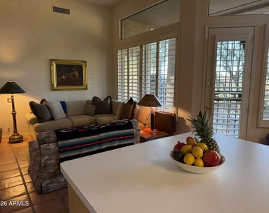 32876 N 69th Street - Photo Thumbnail 5