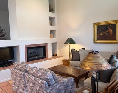 32876 N 69th Street - Photo Thumbnail 7
