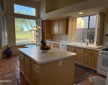 32876 N 69th Street - Photo Thumbnail 4