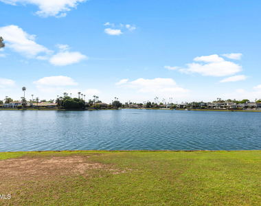 8270 N Hayden Road - Photo Thumbnail 41