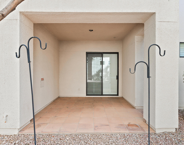 8270 N Hayden Road - Photo Thumbnail 22