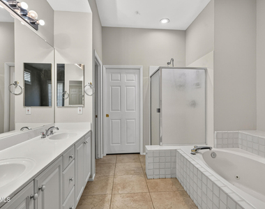 8270 N Hayden Road - Photo Thumbnail 19