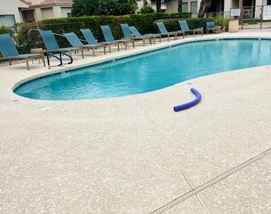 8270 N Hayden Road - Photo Thumbnail 32