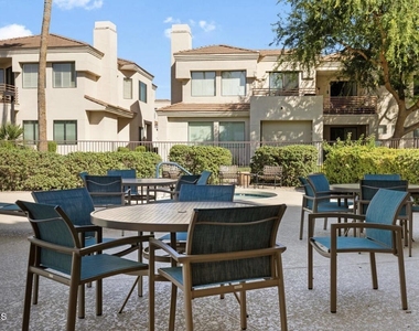 8270 N Hayden Road - Photo Thumbnail 40