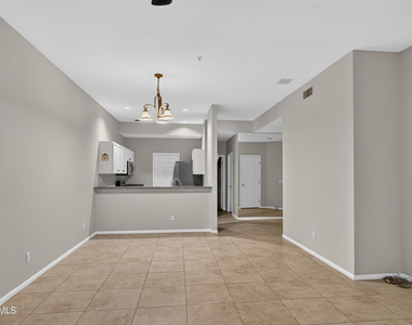 8270 N Hayden Road - Photo Thumbnail 6