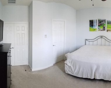132 Greenwich Circle - Photo Thumbnail 10