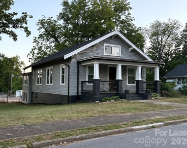 303 Bouchelle Street - Photo Thumbnail 10
