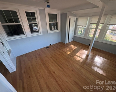 303 Bouchelle Street - Photo Thumbnail 4