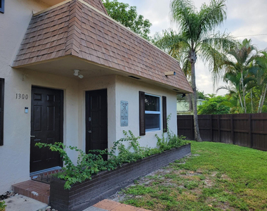 1300 Nw 4th Avenue - Photo Thumbnail 2