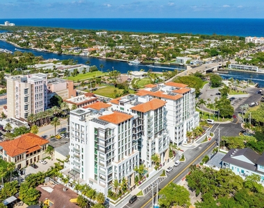 495 E Royal Palm Road - Photo Thumbnail 36