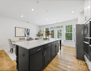 236 Judson Avenue - Photo Thumbnail 10