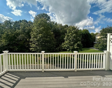1104 Drayton Court - Photo Thumbnail 13