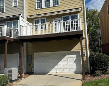 1104 Drayton Court - Photo Thumbnail 14