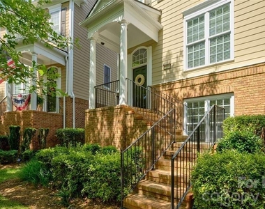 1104 Drayton Court - Photo Thumbnail 1