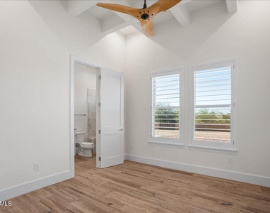 3117 N 77th Street - Photo Thumbnail 35