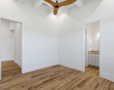 3117 N 77th Street - Photo Thumbnail 36