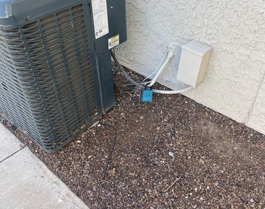 2846 E Kathleen Road - Photo Thumbnail 15