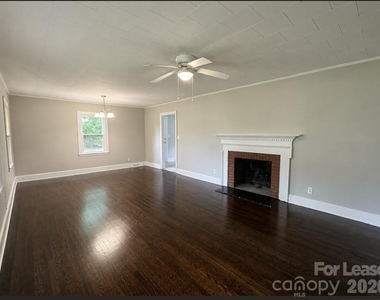 800 Mt Holly Huntersville Road - Photo Thumbnail 5