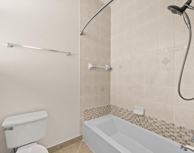 206 Magnolia Lakes Boulevard - Photo Thumbnail 38