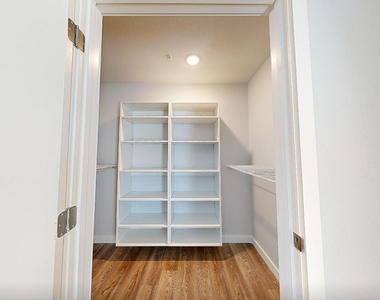 45760 W Village Parkway - Photo Thumbnail 7