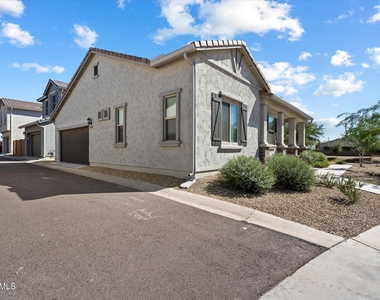 25101 N 141st Avenue - Photo Thumbnail 23