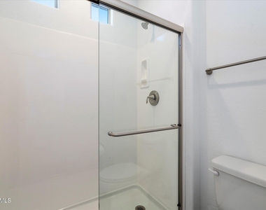 25101 N 141st Avenue - Photo Thumbnail 13