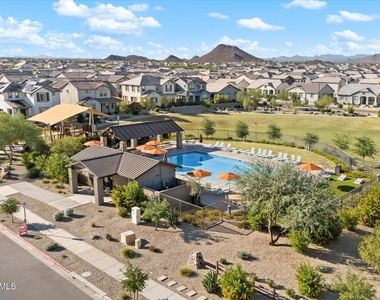 25101 N 141st Avenue - Photo Thumbnail 25