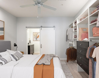 45760 W Village Parkway - Photo Thumbnail 4