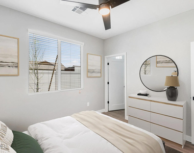 17365 W Lower Buckeye Road - Photo Thumbnail 8