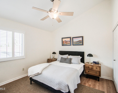 5640 E Bell Road - Photo Thumbnail 25