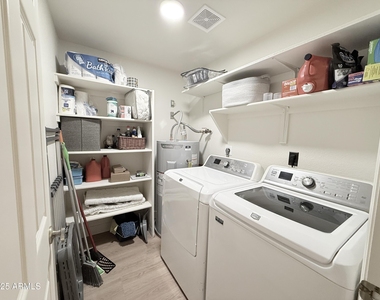 5640 E Bell Road - Photo Thumbnail 15