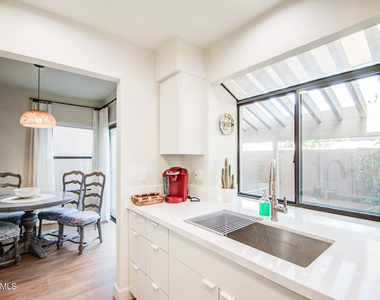 5640 E Bell Road - Photo Thumbnail 10