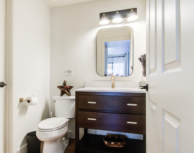 5640 E Bell Road - Photo Thumbnail 12