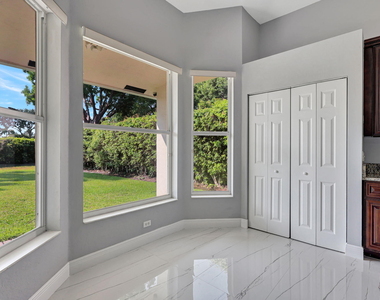 4190 Bahia Isle Circle - Photo Thumbnail 18