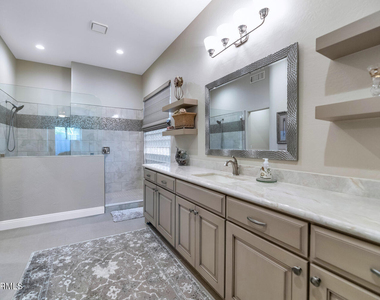 7700 E Princess Drive - Photo Thumbnail 15