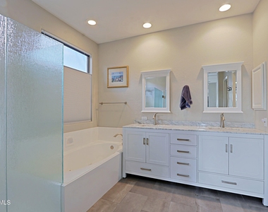 6939 E Bramble Berry Lane - Photo Thumbnail 20