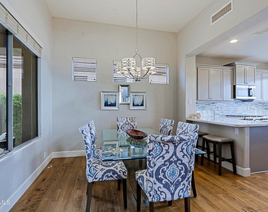 6939 E Bramble Berry Lane - Photo Thumbnail 14