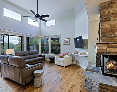 6939 E Bramble Berry Lane - Photo Thumbnail 2