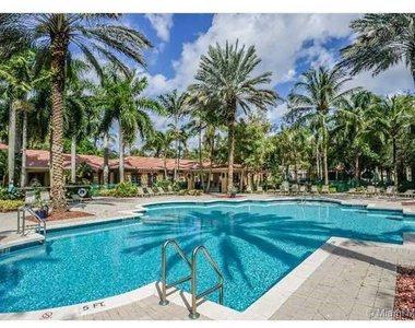 6758 W Sample Road - Photo Thumbnail 4