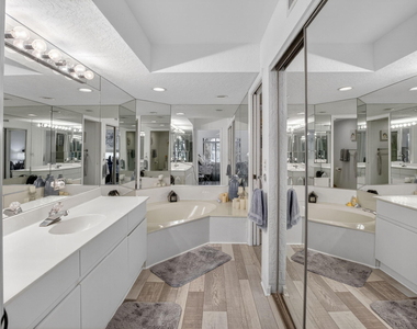 7254 Clunie Place - Photo Thumbnail 20