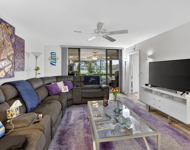 7254 Clunie Place - Photo Thumbnail 14