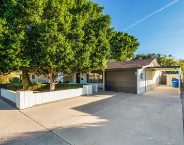 1935 E Coolidge Street - Photo Thumbnail 29