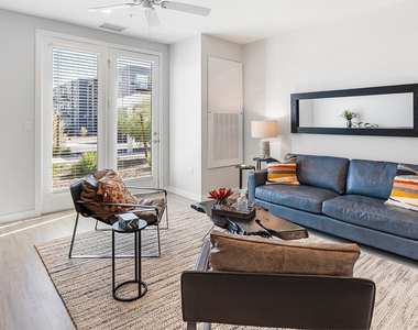 6025 W Thomas Road - Photo Thumbnail 2