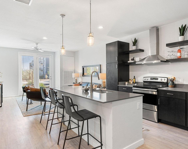 6025 W Thomas Road - Photo Thumbnail 5