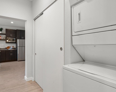 6025 W Thomas Road - Photo Thumbnail 10