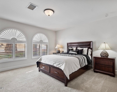 10626 N Indian Wells Drive - Photo Thumbnail 21