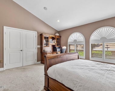 10626 N Indian Wells Drive - Photo Thumbnail 17