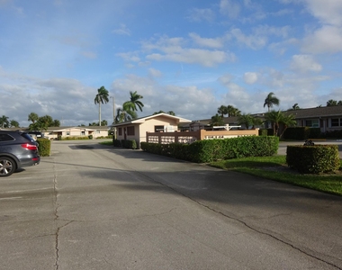 2763 W Dudley Dr Drive W - Photo Thumbnail 1