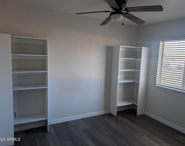 7160 N 53rd Avenue - Photo Thumbnail 7